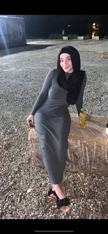 Full leaked Zeynepauss private onlyfans photo